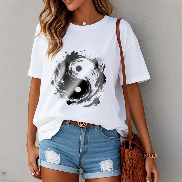Camiseta con diseño de equilibrio y yin y yang con tinta de Buddha Stones - image 8