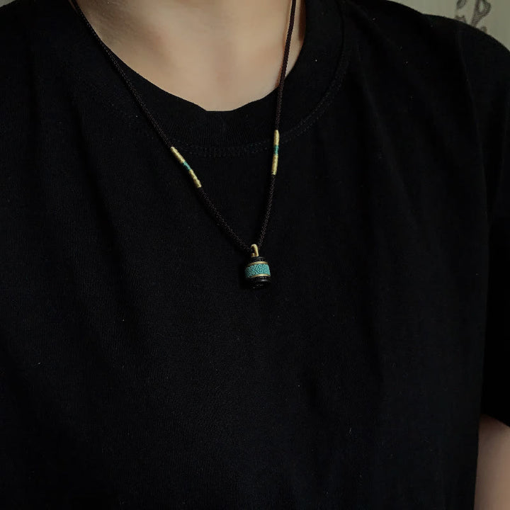Collar con colgante de paz con cilindro de turquesa y madera de ébano con Buddha Stones - image 5