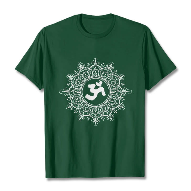 Camiseta de algodón con estampado de mandala y símbolo Om de Buddha Stones simétricas - Verde bosque - 2XL - image 1