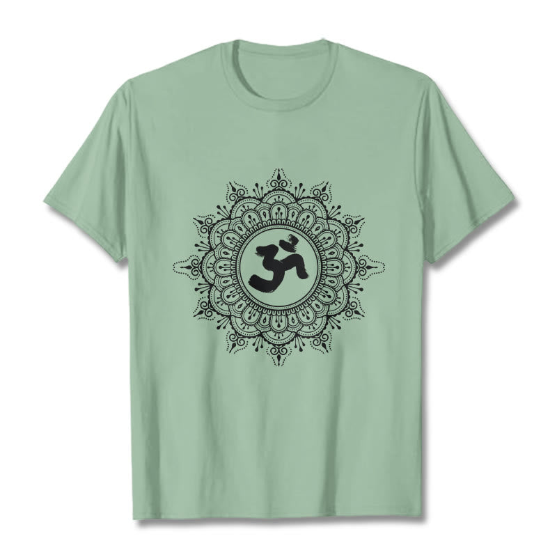 Camiseta de algodón con estampado de mandala y símbolo Om de Buddha Stones simétricas - Verde pálido - 2XL - image 15