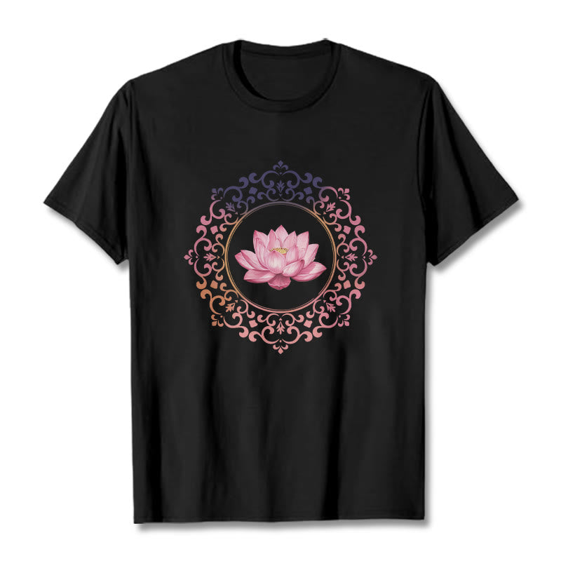 Camiseta de algodón con estampado de loto rosa y mandala de Buddha Stones - Negro - 2XL - image 0