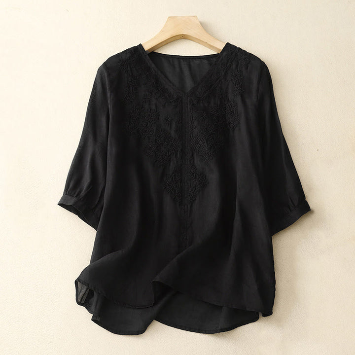 Camisa de manga corta para mujer con cuello en V y bordado de líneas de Buddha Stones - Negro - US12, UK/AU16, EU44 (2XL) - image 11