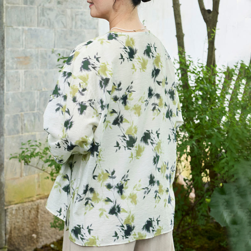 Camisa de manga larga con botones y cordones, con estampado floral verde de Buddha Stones para mujer adulta mayor - image 4