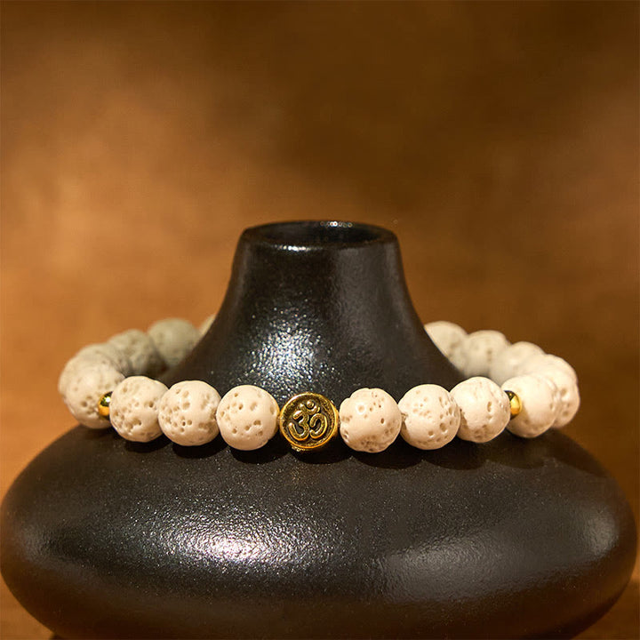 Pulsera de piedra de lava blanca con símbolo Om y Buddha Stones para la calma y la curación - image 3