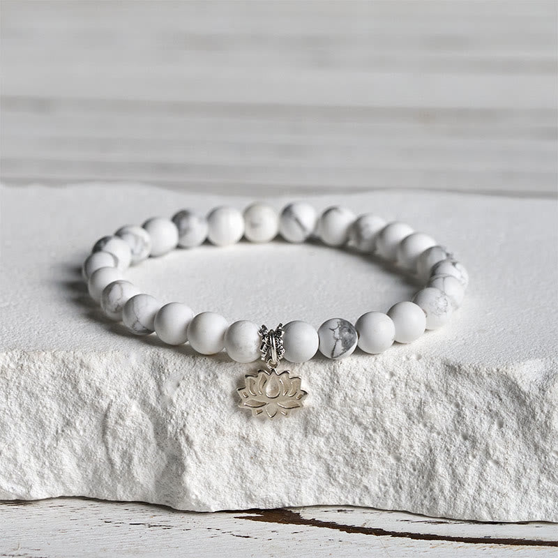 Pulsera de la riqueza con Buddha Stones en plata de ley 925 y diseño de loto con turquesa blanca natural - 20 centímetros - 6 mm - image 0