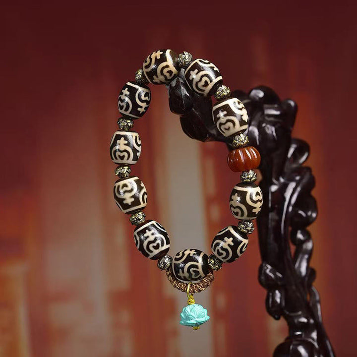 Pulsera de poder del Señor del Bosque Cadáver con cuentas Dzi y jarrón del tesoro del rayo tibetano con Buddha Stones - image 10
