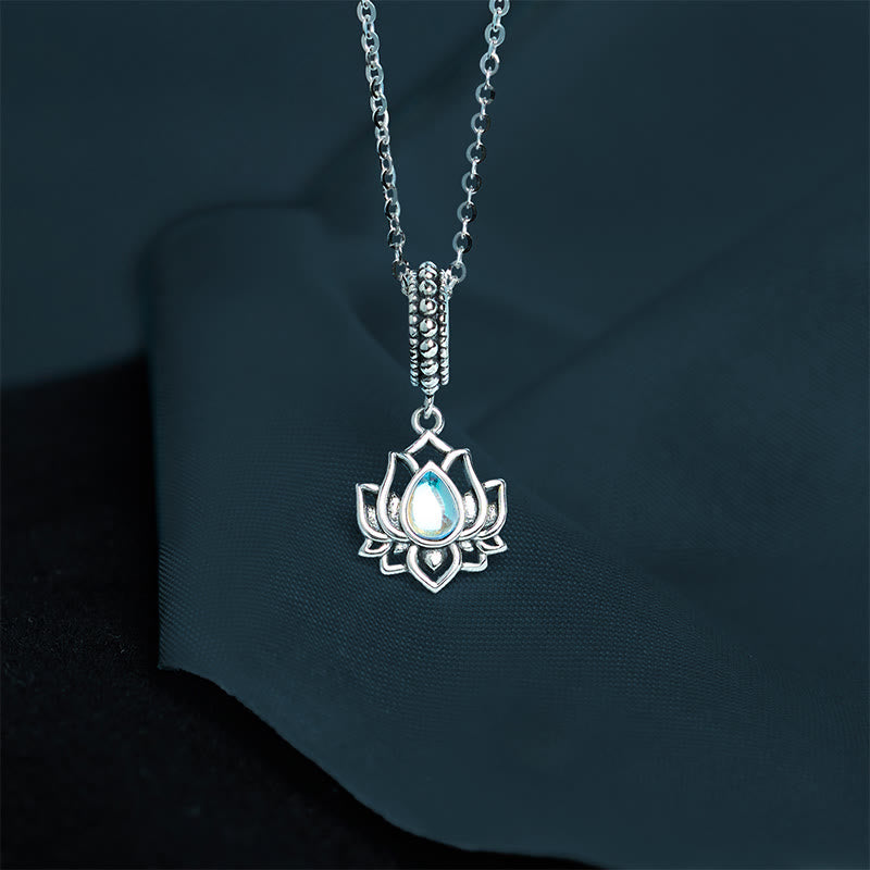 Collar con colgante de piedra lunar con diseño de loto en plata de ley 925 y Buddha Stones - Piedra de la luna - image 0
