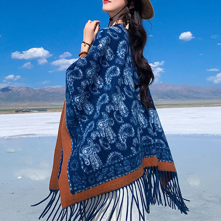 Bufanda chal con borlas y diseño de patchwork con estampado paisley azul marino de Buddha Stones - image 6