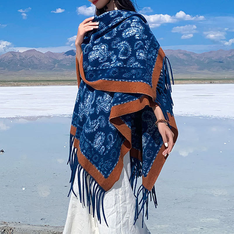 Bufanda chal con borlas y diseño de patchwork con estampado paisley azul marino de Buddha Stones - image 3