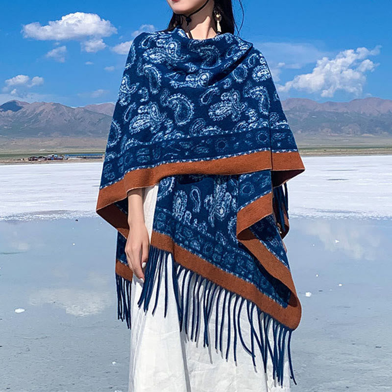 Bufanda chal con borlas y diseño de patchwork con estampado paisley azul marino de Buddha Stones - image 2