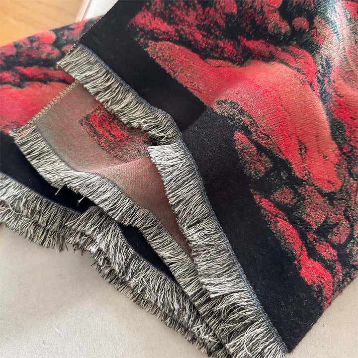 Bufanda chal gruesa y acogedora con borlas y estampado de paisaje invernal de Buddha Stones - image 4