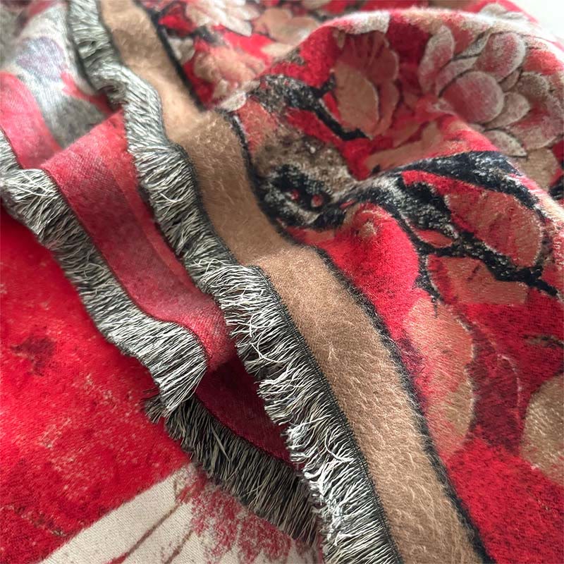 Bufanda chal suave y acogedora con borlas, diseño de flor de ciruelo, loto y grulla otoñal de Buddha Stones - image 4