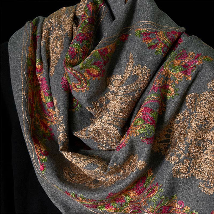 Bufanda chal acogedora con borlas y diseño de flores de vides coloridas de invierno con Buddha Stones - image 3