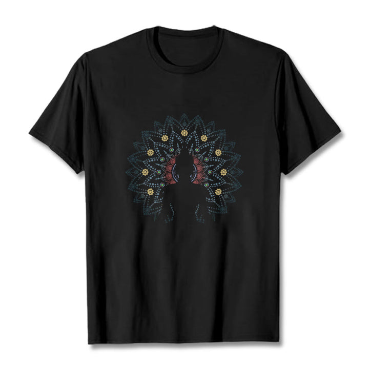 Camiseta con estampado de Buda sereno sentado y flor de mandala con Buddha Stones de Buda - Negro - 2XL - image 6