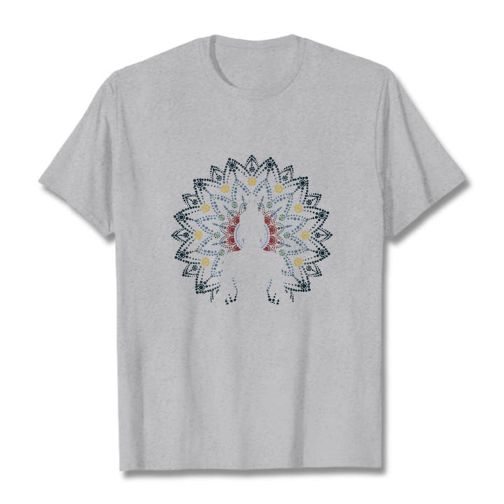 Camiseta con estampado de Buda sereno sentado y flor de mandala con Buddha Stones de Buda - Gris claro - 2XL - image 19