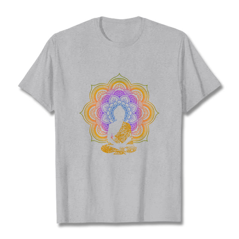Camiseta con estampado de Buda sentado, flor y mandala multicolor con Buddha Stones de Buda - Gris claro - 2XL - image 19