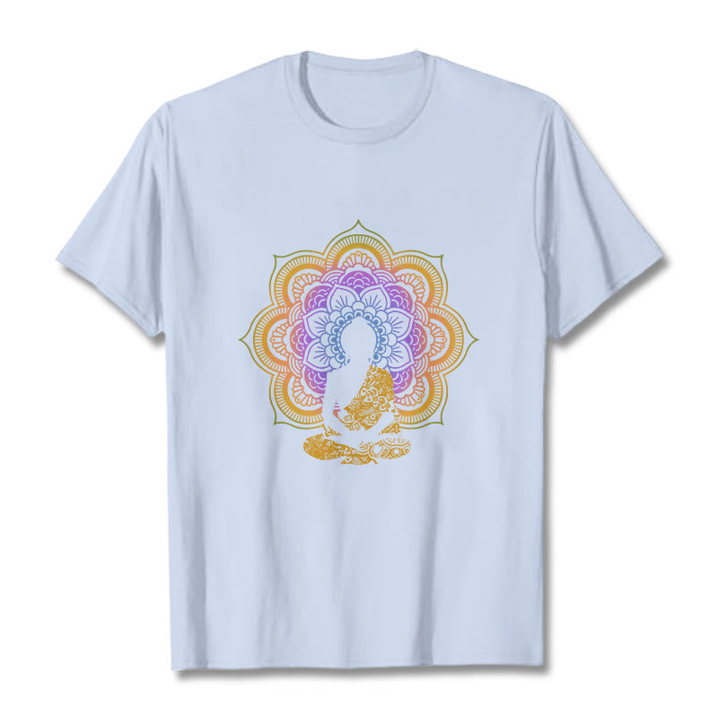 Camiseta con estampado de Buda sentado, flor y mandala multicolor con Buddha Stones de Buda - Cian claro - 2XL - image 18