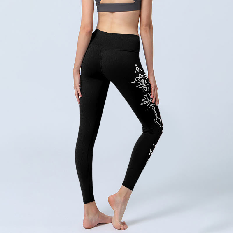 Leggings de yoga para mujer con estampado de media luna y Buddha Stones - image 3