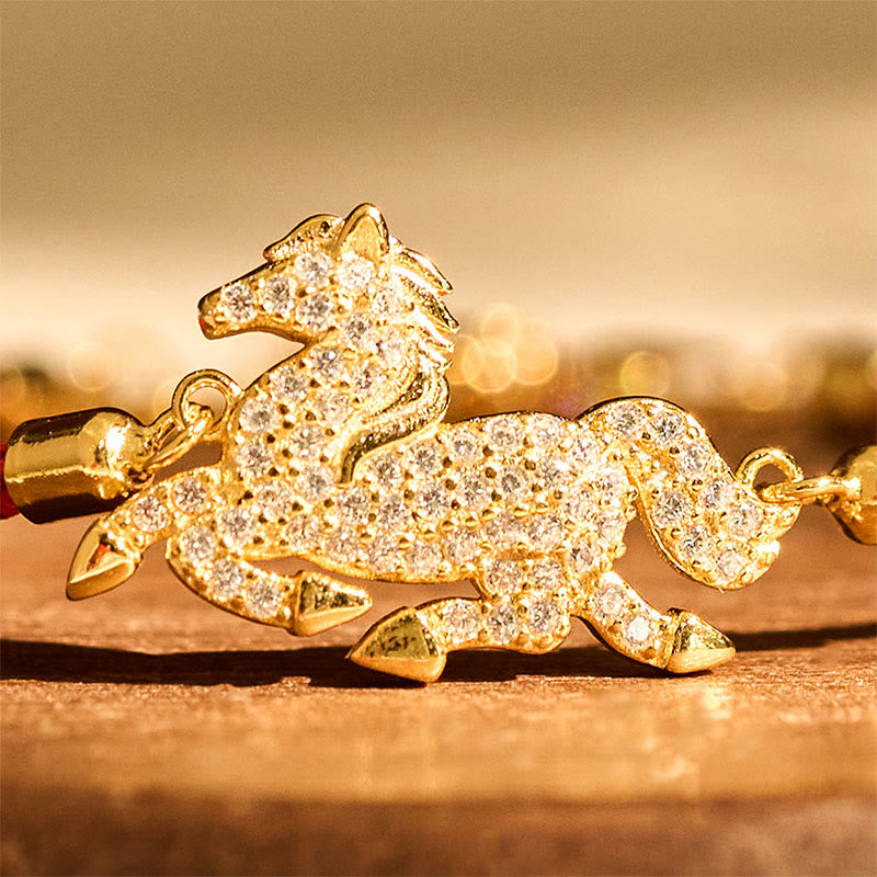 Pulsera de hilo rojo con Buddha Stones , plata de ley 925 bañada en oro de 18 quilates y el Año del Caballo. - image 3