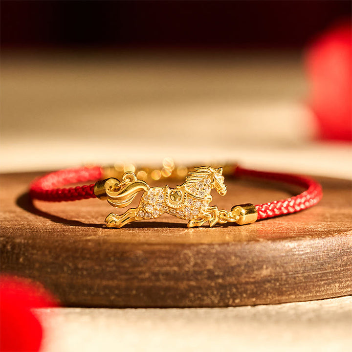 Pulsera de la suerte con Buddha Stones, año del Caballo, en plata de ley 925, hilo rojo dorado - Caballo (circunferencia de muñeca 14-18 cm) - image 0