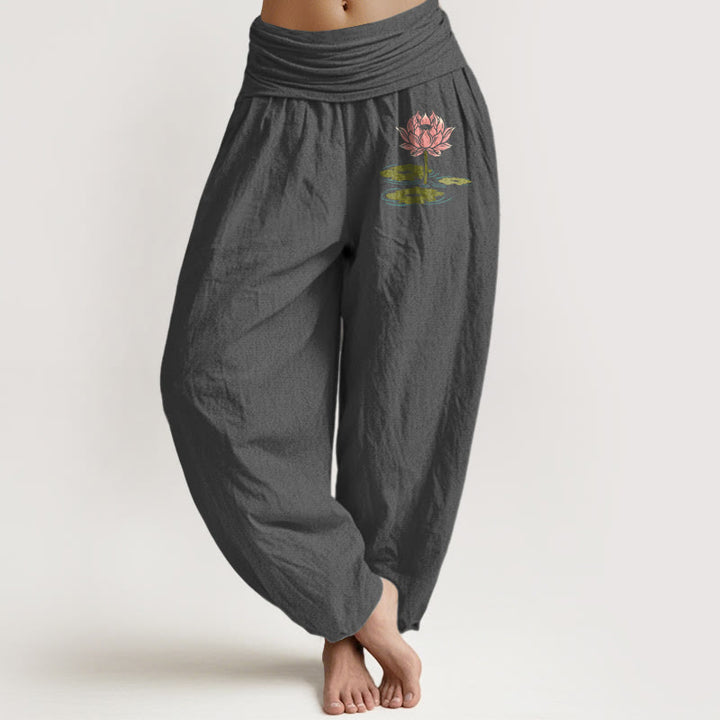 Pantalones bombachos de cintura elástica para mujer, de algodón puro con estampado de hojas y flores de loto de Buddha Stones. - Gris oscuro - US16，UK/AU20，EU48 (3XL) - image 8