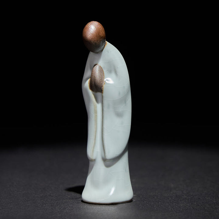 Estatua de cerámica de monje meditador con Buddha Stones, decoración serena para el hogar - Arco gris 2*2*7 cm - image 0