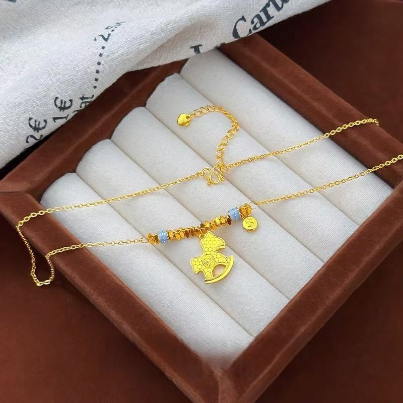 Collar con colgante de cobre del Año del Caballo Dorado con Buddha Stones para el equilibrio y la suerte - image 1