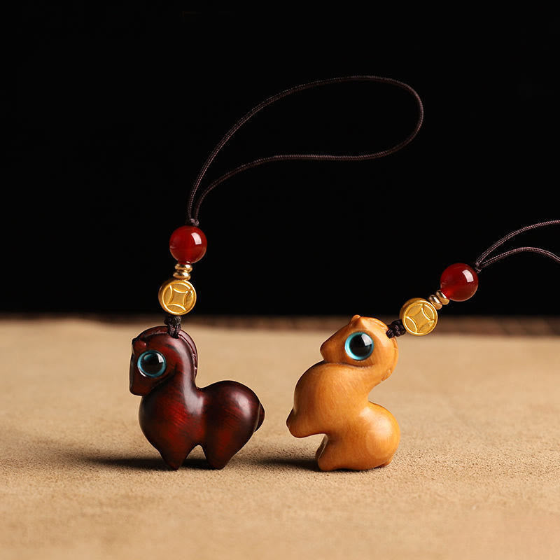 Buddha Stones Año del Caballo Hoja pequeña Sándalo rojo Llavero Calmante Decoración para teléfono - image 8