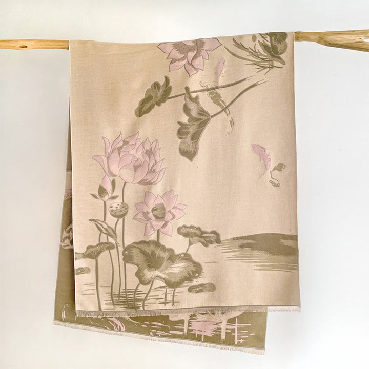 Bufanda/chal acogedor con estampado de Buddha Stones, loto, peces koi y libélulas otoñales - Blanco antiguo - 180*65 cm - image 12