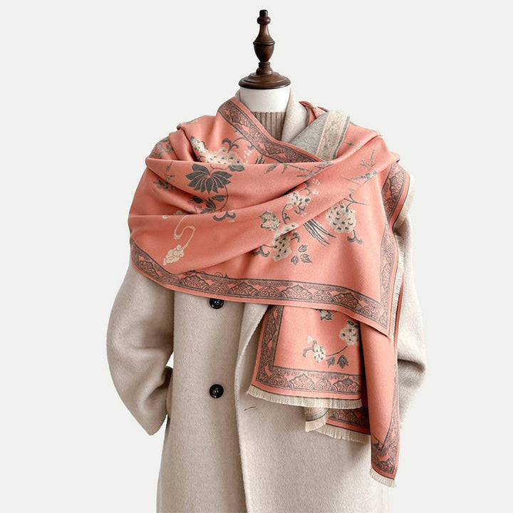 Bufanda/chal suave con estampado de Buddha Stones, pájaros de invierno, hojas de bambú y enredaderas. - Salmón claro - 180*65 cm - image 0