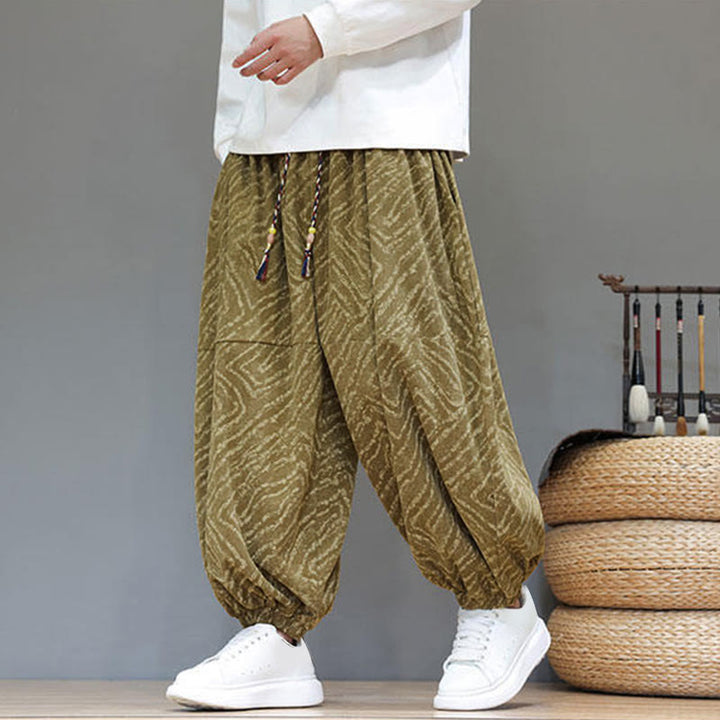 Pantalones tipo harem para hombre con bolsillos, diseño con cordón ajustable y textura de Buddha Stones en pana de algodón y lino. - image 36
