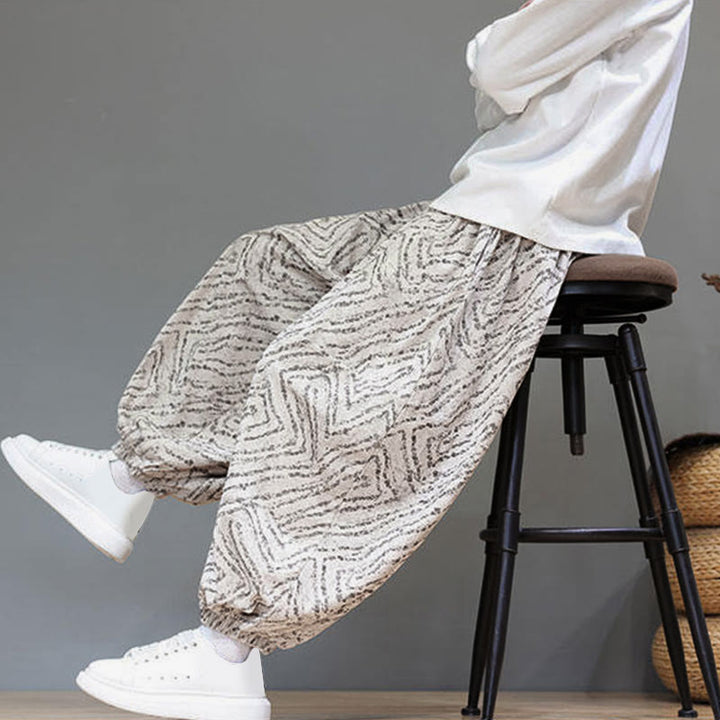 Pantalones tipo harem para hombre con bolsillos, diseño con cordón ajustable y textura de Buddha Stones en pana de algodón y lino. - image 9