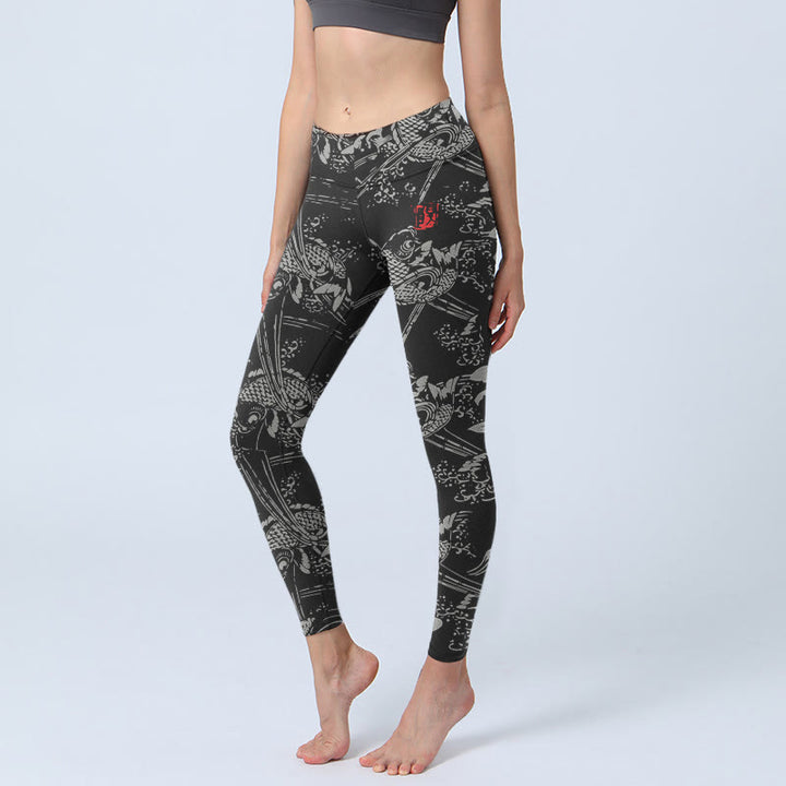 Leggings de gimnasio con estampado de peces koi negros y Buddha Stones, pantalones de yoga para mujer - Negro - US18，UK/AU22，EU50 (4XL) - image 0