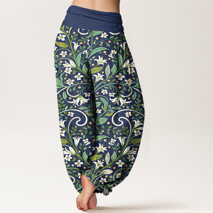 Pantalones bombachos de cintura elástica para mujer, de algodón puro con elegante estampado de pétalos de lirio y hojas de Buddha Stones. - image 9