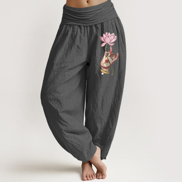 Pantalones bombachos de algodón con cintura elástica para mujer, con estampado de Buddha Stones sosteniendo una mano y un delicado patrón de loto. - Broncearse - US16，UK/AU20，EU48 (3XL) - image 8