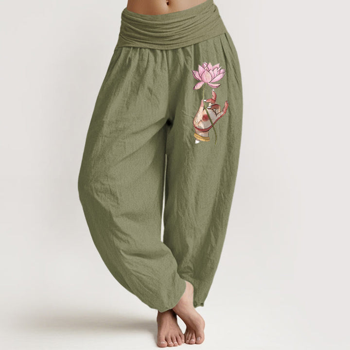 Pantalones bombachos de algodón con cintura elástica para mujer, con estampado de Buddha Stones sosteniendo una mano y un delicado patrón de loto. - Negro - US16，UK/AU20，EU48 (3XL) - image 14