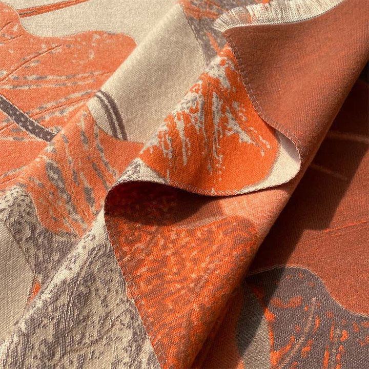 Bufanda/chal suave con estampado de Buddha Stones, cigüeñas, pájaros y flores de loto en invierno. - image 2