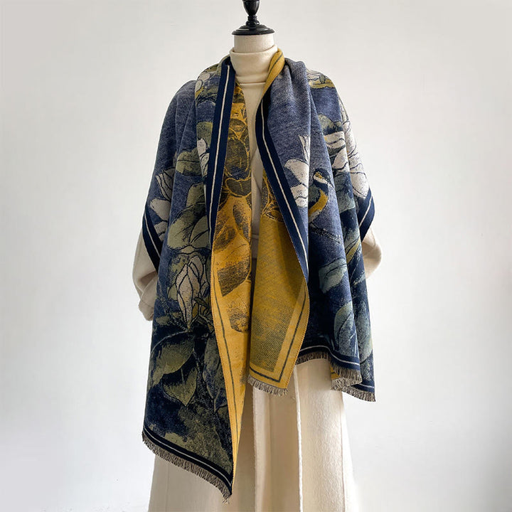 Bufanda/chal cálido y acogedor con estampado de Buddha Stones, flores de magnolia blancas de invierno y pajaritos - image 7