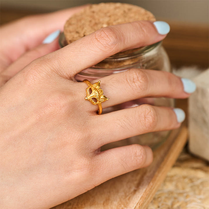 Buddha Stones Anillo de latón chapado en oro de 24 quilates con forma de máscara de zorro. - image 5