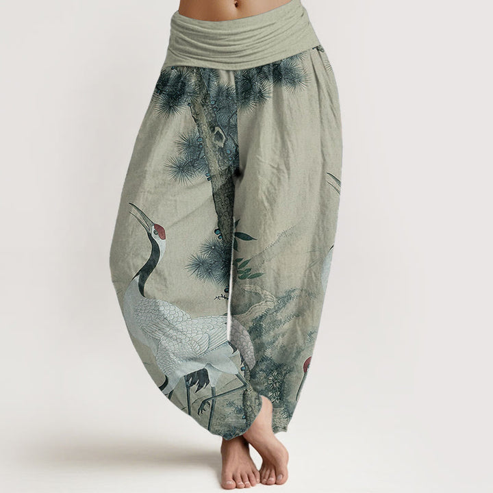 Pantalón tipo harem de cintura elástica para mujer, estilo casual, con estampado de Buddha Stones, grullas de corona roja, pinos y montaña. - Verde mar oscuro - US22，UK/AU26，EU54 (6XL) - image 4