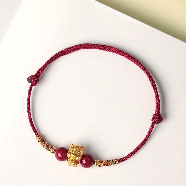 Pulsera de la suerte con hilo rojo de cinabrio y Buddha Stones en plata de ley 999 con el personaje Fu del Año del Caballo - image 14