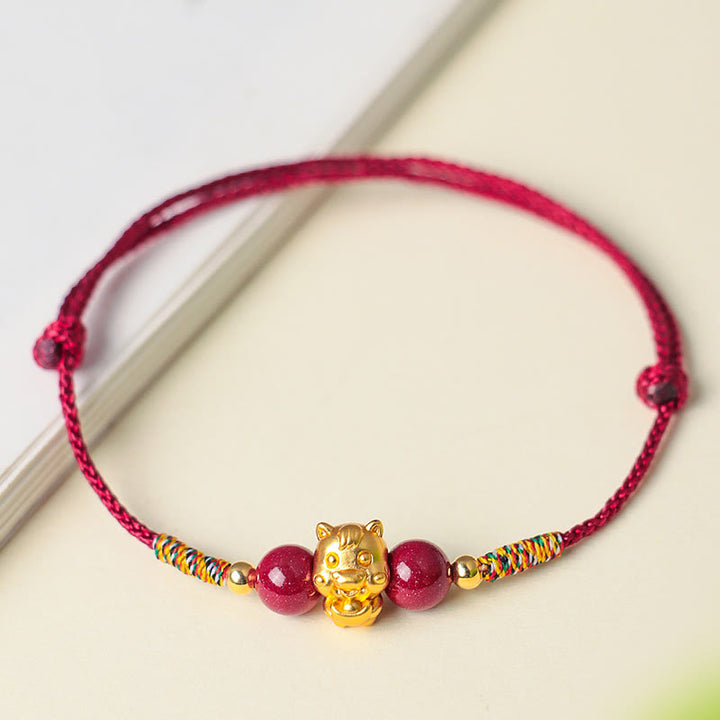Pulsera de la suerte con hilo rojo de cinabrio y Buddha Stones en plata de ley 999 con el personaje Fu del Año del Caballo - image 8