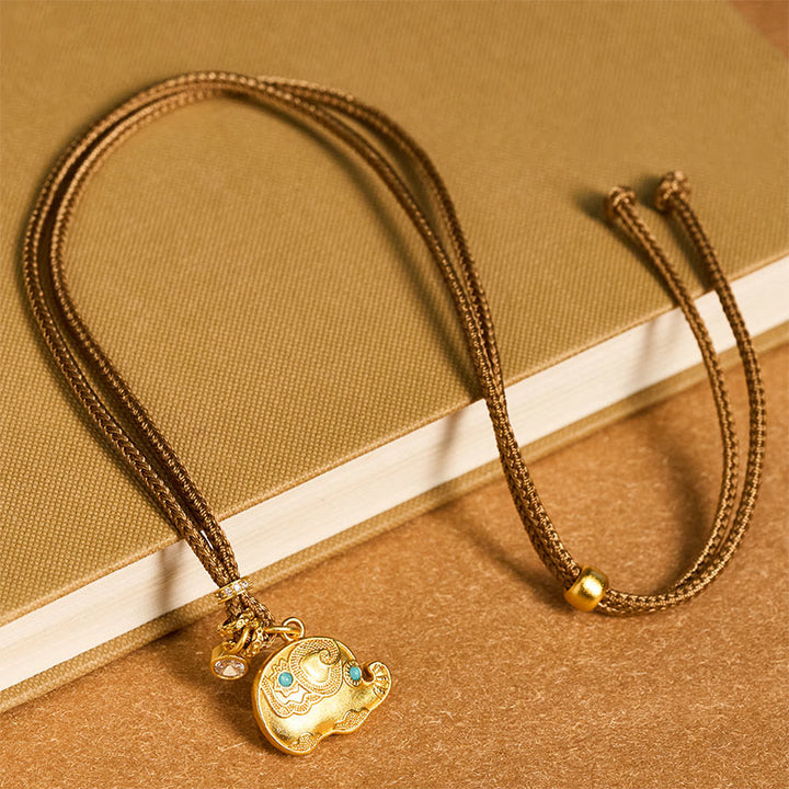 Collar con colgante de fuerza con cordón trenzado y símbolo de elefante de latón chapado en oro de 24 Buddha Stones - image 3