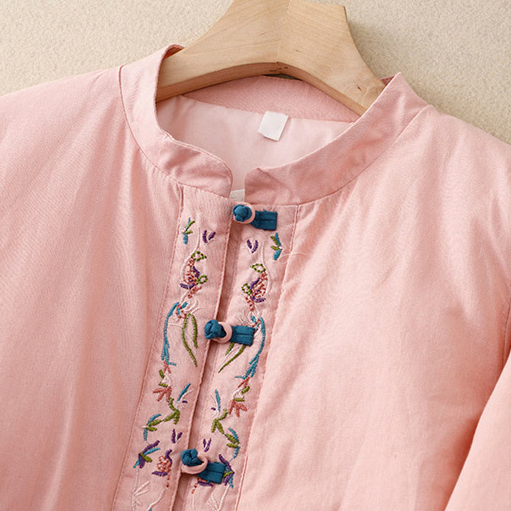 Chaqueta térmica de manga larga para mujer con bordado de flores de invierno y botones de rana de Buddha Stones - image 9