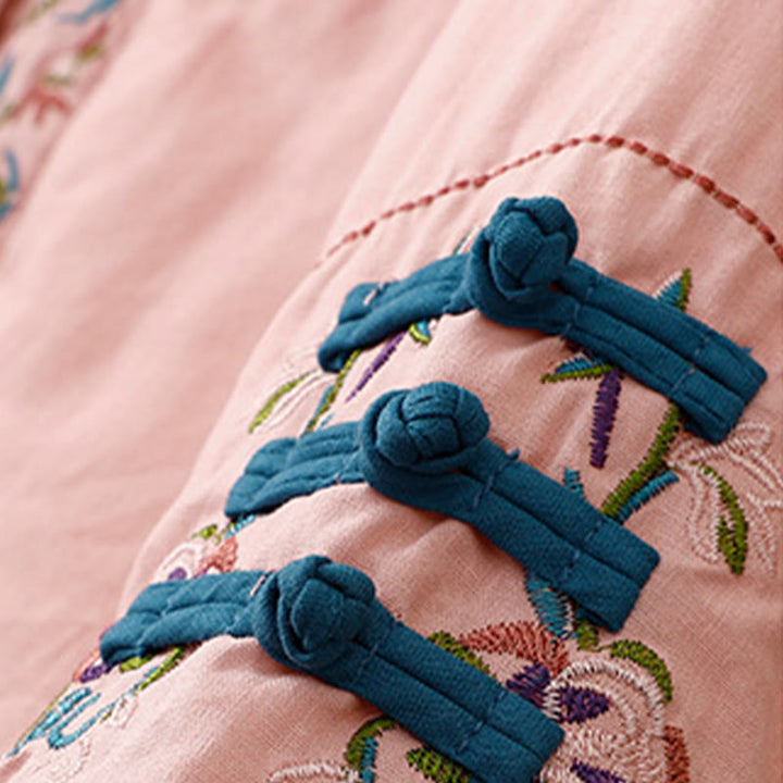 Chaqueta térmica de manga larga para mujer con bordado de flores de invierno y botones de rana de Buddha Stones - image 14