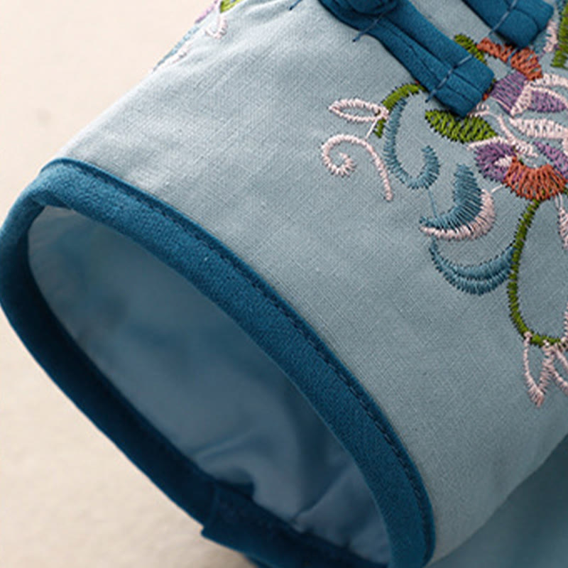 Chaqueta térmica de manga larga para mujer con bordado de flores de invierno y botones de rana de Buddha Stones - image 6