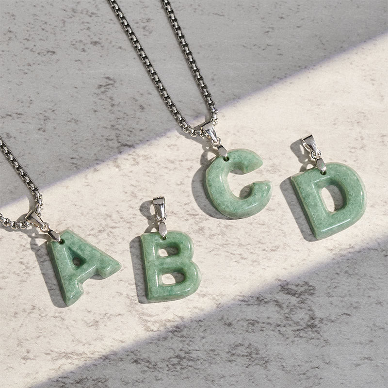 Collar con colgante de prosperidad de cadena ancha de acero de titanio y jade con letras AZ naturales de Buddha Stones - image 35