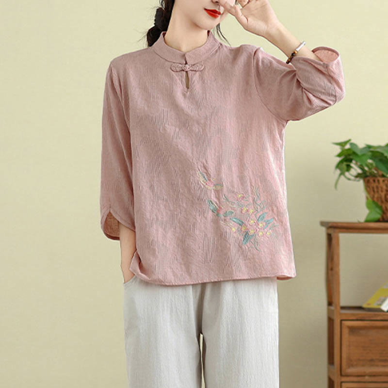 Camisa de algodón para mujer con cuello mandarín, manga tres cuartos y un botón de rana con bordado de flores de Buddha Stones - image 18