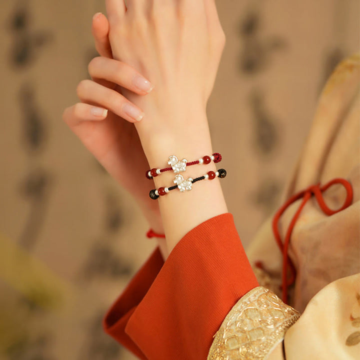 Pulsera de hilo de plata de ley 999 con Buddha Stones y ágata roja, Año del Caballo, Prosperidad - image 14