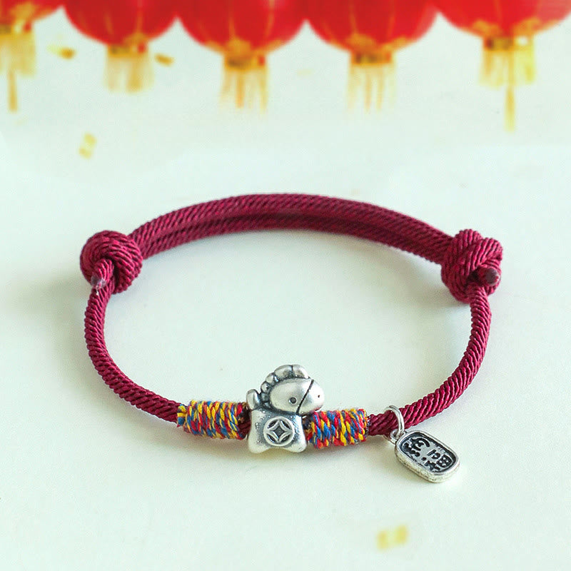 Pulsera de cuerda con Buddha Stones en plata de ley 999 con el símbolo del Año del Caballo Fu para atraer la fortuna - Cuerda roja oscura (circunferencia de la muñeca: 14-19 cm) - image 1